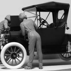 ICM 1/24 American Mechanics (1910s) (3 Figures) # 24009 -Aircraft Kits Sales 1500539051 img 0006 scaled