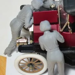 ICM 1/24 American Mechanics (1910s) (3 Figures) # 24009 -Aircraft Kits Sales 1500539077 img 0008