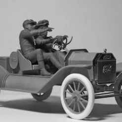 ICM 1/24 American Sport Car Drivers (1910s) (1 Male, 1 Female Figures) # 24014 -Aircraft Kits Sales 1565780237 img 0003 1