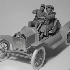 ICM 1/24 American Sport Car Drivers (1910s) (1 Male, 1 Female Figures) # 24014 -Aircraft Kits Sales 1565780254 img 0010 1