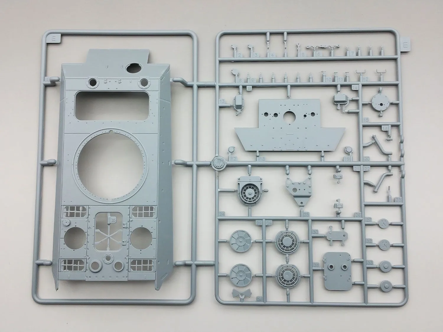 Amusing Hobby 1/35 Panther II Prototype Design Plan # 35A012 6 Amusing Hobby 1/35 Panther II Prototype Design Plan # 35A012 - Image 4