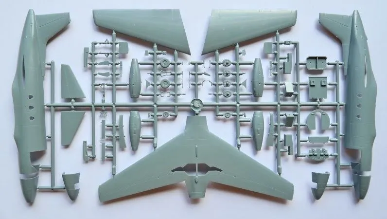 Sword 1/72 North-American T-39N Sabreliner # 72145 5 Sword 1/72 North-American T-39N Sabreliner # 72145 - Image 3