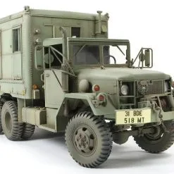 AFV Club 1/35 M109A3 Shop Van # 35304