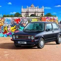 Revell 1/24 35 Years VW Golf GTI Pirelli # 05694 -Aircraft Kits Sales csm 05694 i vw golf gti pirelli 1983 fc132d8d19
