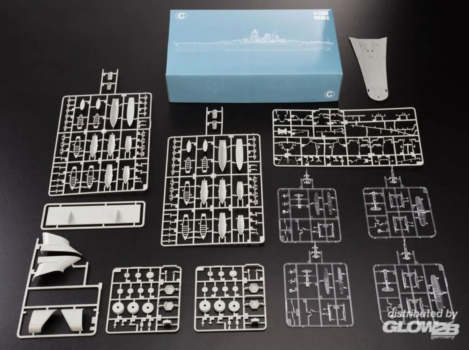 EModels Glow2B 1/200 IJN Yamato Battleship # 64010 10 EModels Glow2B 1/200 IJN Yamato Battleship # 64010 - Image 8