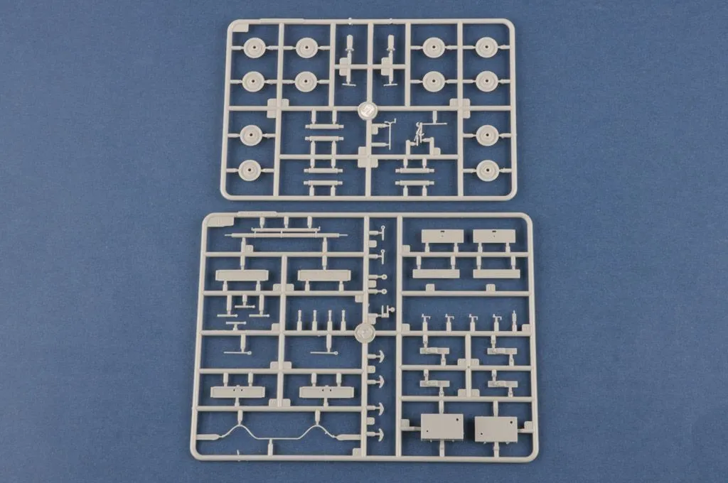 Hobby Boss Hobbyboss 1/72 Karl Geraet 040/041 On Railway Transport # 82961 14 Hobby Boss Hobbyboss 1/72 Karl Geraet 040/041 On Railway Transport # 82961 - Image 12