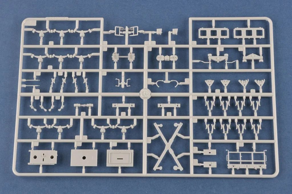 Hobby Boss Hobbyboss 1/72 Karl Geraet 040/041 On Railway Transport # 82961 12 Hobby Boss Hobbyboss 1/72 Karl Geraet 040/041 On Railway Transport # 82961 - Image 10