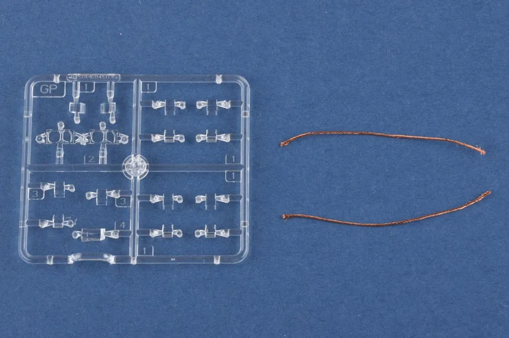 Hobby Boss Hobbyboss 1/35 Leopard C1A1 (Canadian MBT) # 84502 16 Hobby Boss Hobbyboss 1/35 Leopard C1A1 (Canadian MBT) # 84502 - Image 14