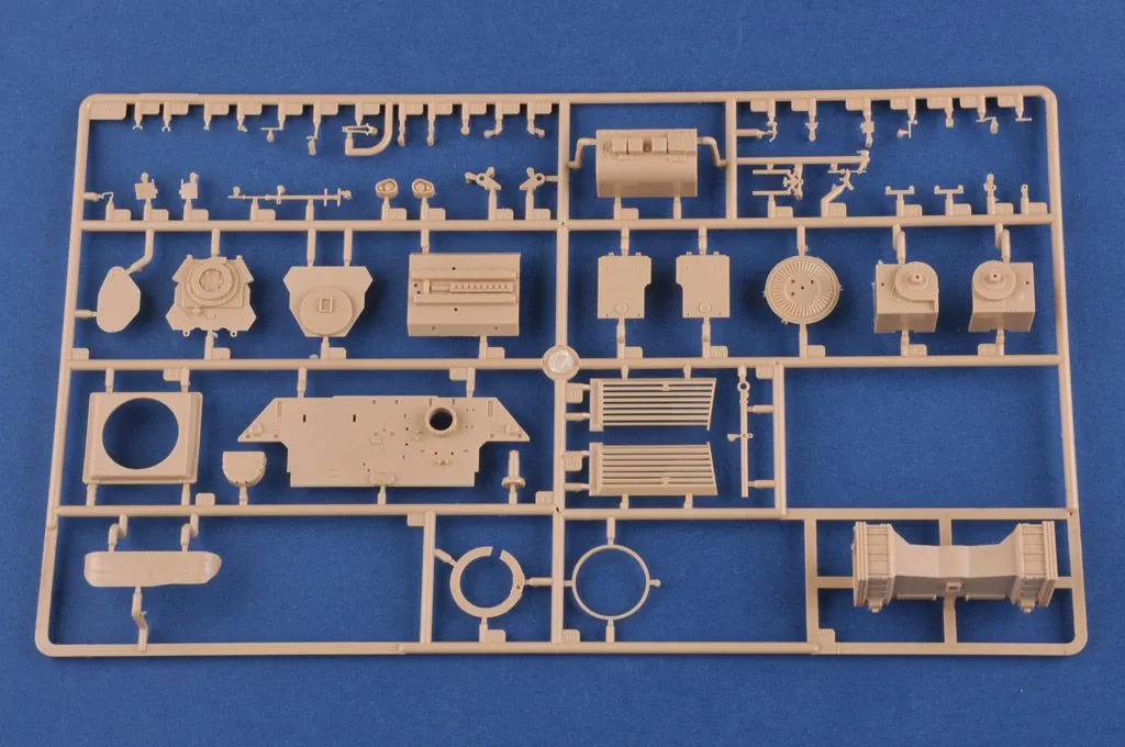 Hobby Boss Hobbyboss 1/35 Leopard C1A1 (Canadian MBT) # 84502 11 Hobby Boss Hobbyboss 1/35 Leopard C1A1 (Canadian MBT) # 84502 - Image 9