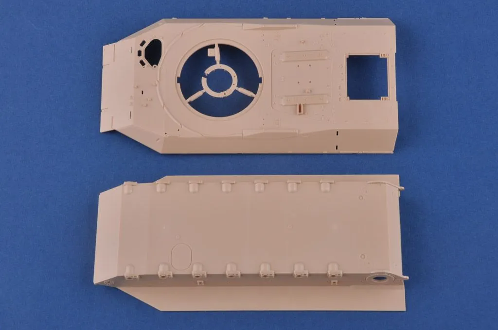 Hobby Boss Hobbyboss 1/35 Leopard C2 MEXAS (Canadian MBT) # 84504 8 Hobby Boss Hobbyboss 1/35 Leopard C2 MEXAS (Canadian MBT) # 84504 - Image 6