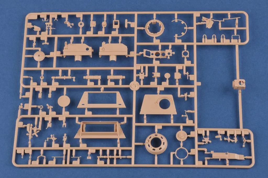Hobby Boss Hobbyboss 1/35 Sd.Kfz.171 Panther Ausf G - Early German # 84551 10 Hobby Boss Hobbyboss 1/35 Sd.Kfz.171 Panther Ausf G - Early German # 84551 - Image 8