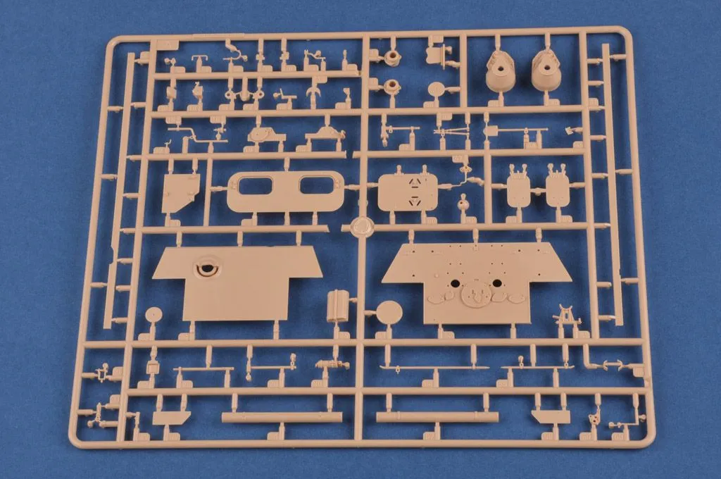 Hobby Boss Hobbyboss 1/35 Sd.Kfz.171 Panther Ausf G - Early German # 84551 11 Hobby Boss Hobbyboss 1/35 Sd.Kfz.171 Panther Ausf G - Early German # 84551 - Image 9