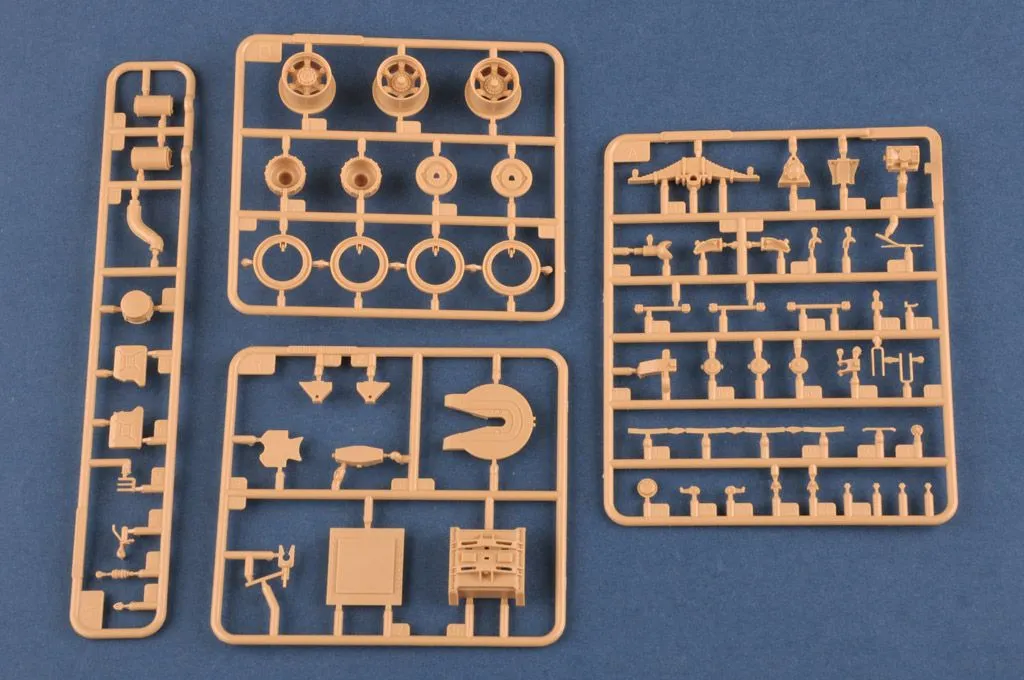 Hobby Boss Hobbyboss 1/35 KraZ-260B Tractor W/ MAZ/ChMZAP-5247G # 85523 17 Hobby Boss Hobbyboss 1/35 KraZ-260B Tractor W/ MAZ/ChMZAP-5247G # 85523 - Image 15