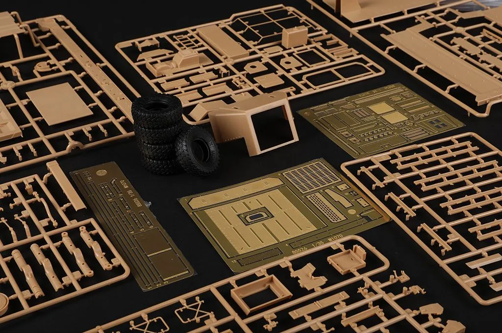 Hobby Boss Hobbyboss 1/35 M1070 Dump Truck # 85526 21 Hobby Boss Hobbyboss 1/35 M1070 Dump Truck # 85526 - Image 19