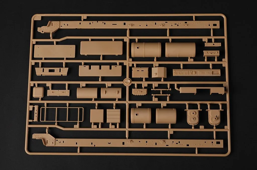 Hobby Boss Hobbyboss 1/35 M1070 Dump Truck # 85526 8 Hobby Boss Hobbyboss 1/35 M1070 Dump Truck # 85526 - Image 6