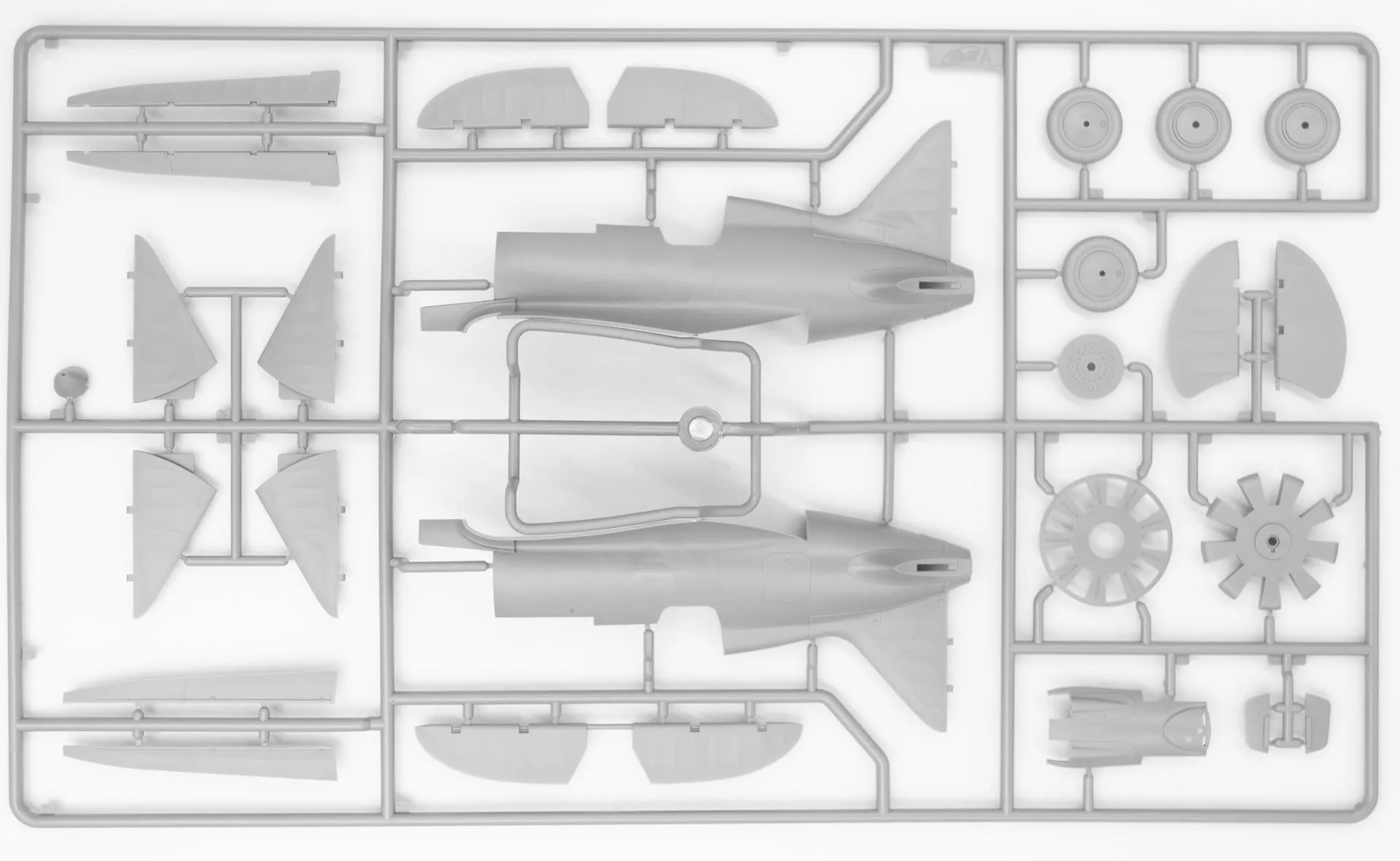 ICM 1/32 Polikarpov I-16 Type 10, WWII China Guomindang Air Force Fighter # 32006 4 ICM 1/32 Polikarpov I-16 Type 10, WWII China Guomindang Air Force Fighter # 32006 - Image 2