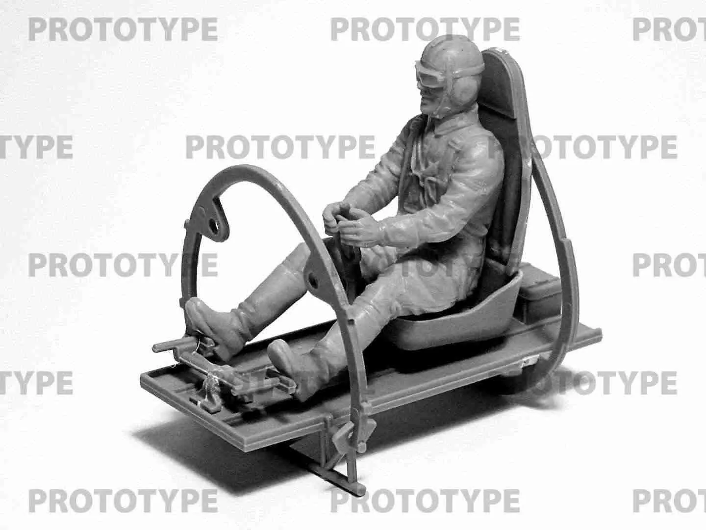 ICM 1/32 WWII Allied Pilots In The Cockpit (British, American, Soviet) # 32112 11 ICM 1/32 WWII Allied Pilots In The Cockpit (British, American, Soviet) # 32112 - Image 9