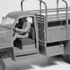 ICM 1/35 RKKA Drivers (1943-1945) (2 Figures) (100% New Molds) # 35643 -Aircraft Kits Sales icm35643 11