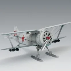 ICM 1/48 Polikarpov I-153 WWII Soviet Biplane Fighter (winter Version) # 48096