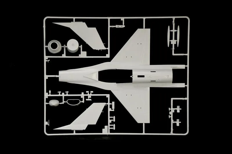 Italeri 1/48 F-16 A Fighting Falcon # 2786 12 Italeri 1/48 F-16 A Fighting Falcon # 2786 - Image 10
