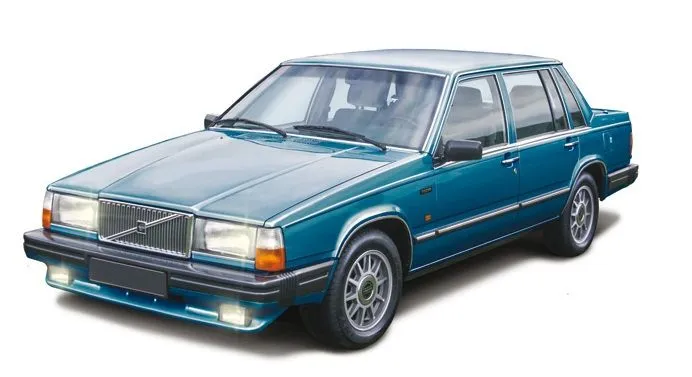 Italeri 1/24 Volvo 760 GLE # 3623 3 Italeri 1/24 Volvo 760 GLE # 3623