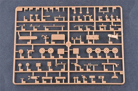 I LOVE KIT 1/35 M925A1 US Military Cargo Truck 5 Ton 6x6 # 63515 11 I LOVE KIT 1/35 M925A1 US Military Cargo Truck 5 Ton 6x6 # 63515 - Image 9