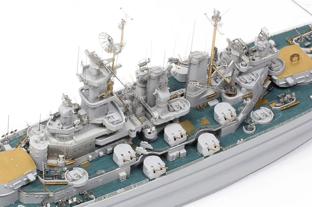 I LOVE KIT 1/700 USS North Carolina BB-55 Top Grade Model Kit # 65704 9 I LOVE KIT 1/700 USS North Carolina BB-55 Top Grade Model Kit # 65704 - Image 7