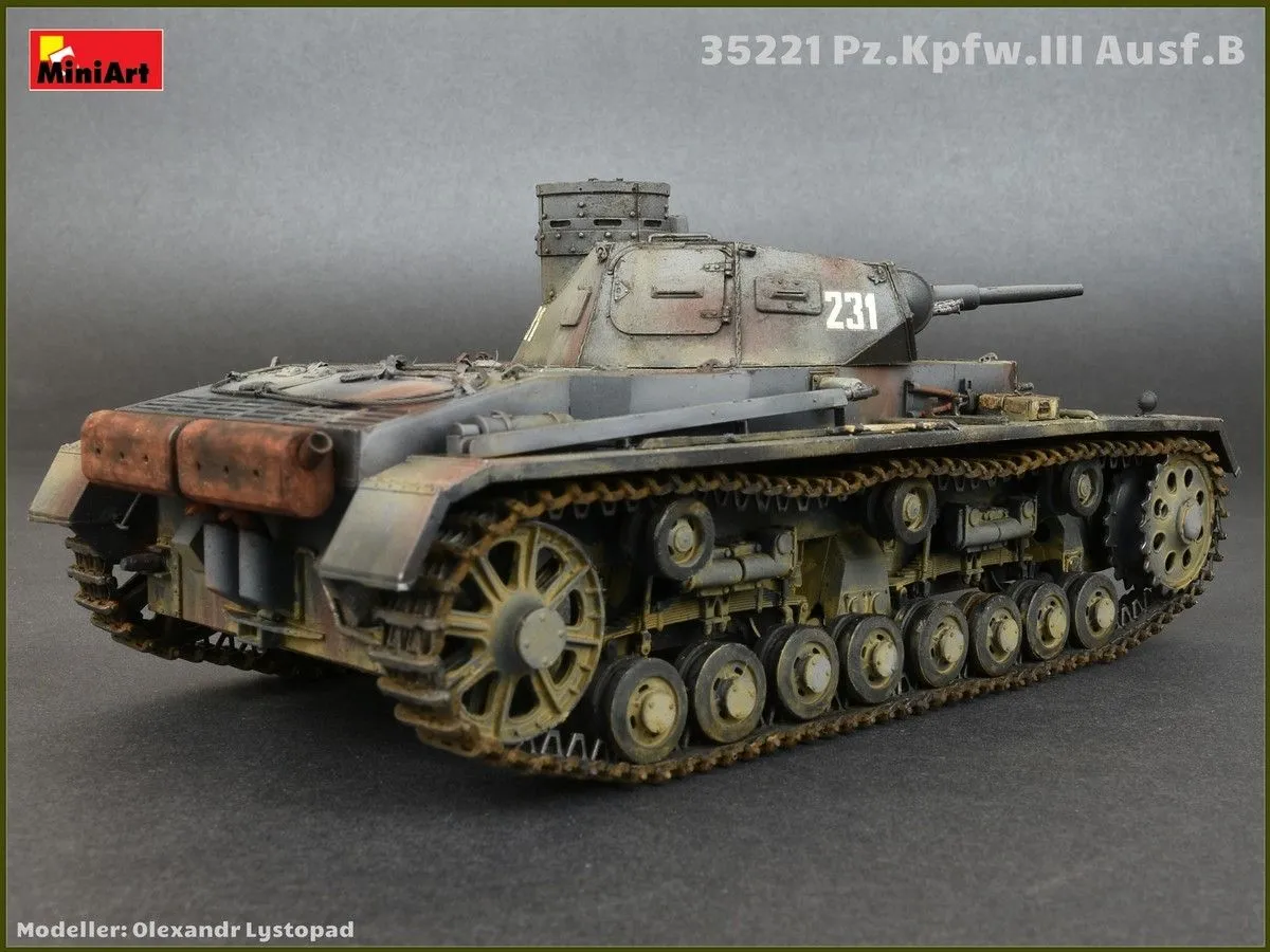 Miniart 1/35 Pz.Kpfw.3 Ausf. B With Crew # 35221 3 Miniart 1/35 Pz.Kpfw.3 Ausf. B With Crew # 35221