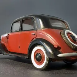 Miniart 1/35 German Passenger Car Type 170V 4 Door # 38008 -Aircraft Kits Sales min38008pic6