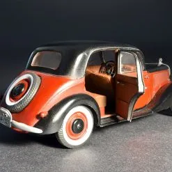 Miniart 1/35 German Passenger Car Type 170V 4 Door # 38008 -Aircraft Kits Sales min38008pic7