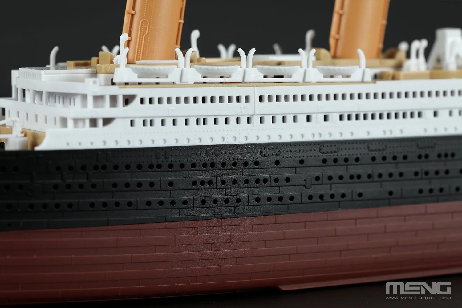 Meng-Model Meng Model 1/700 R.M.S. Titanic # PS-008 8 Meng-Model Meng Model 1/700 R.M.S. Titanic # PS-008 - Image 6