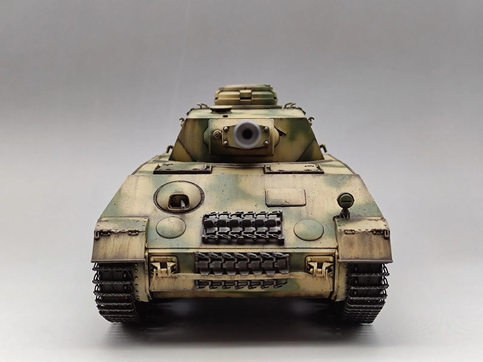 Amusing Hobby 1/35 Pz.Kpfw IV Krupp # 35A37 5 Amusing Hobby 1/35 Pz.Kpfw IV Krupp # 35A37 - Image 3