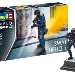 Revell 1/16 S.W.A.T. Team Leader (ex ICM) # 02805