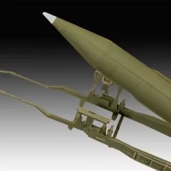 Revell 1/72 SCUD-B With MAZ-543 Transport And Launcher # 03332 17 Revell 1/72 SCUD-B With MAZ-543 Transport And Launcher # 03332 -Aircraft Kits Sales rv3332 5