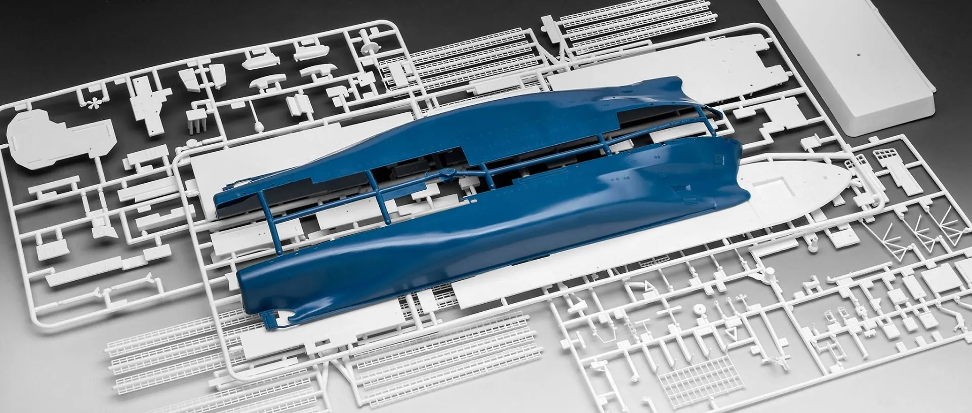 Revell 1/300 German Research Vessel Meteor # 05218 14 Revell 1/300 German Research Vessel Meteor # 05218 - Image 12