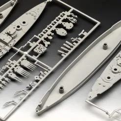 Revell 1/1200 First Diorama Set. H.M.S. King George V And Bismarck # 05668 -Aircraft Kits Sales rv5668 7