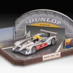 Revell 1/24 Audi R10 TDI Le Mans & 3D Puzzle Gift Set # 05682 -Aircraft Kits Sales rv5682 1