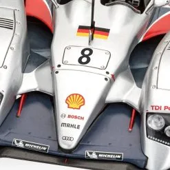 Revell 1/24 Audi R10 TDI Le Mans & 3D Puzzle Gift Set # 05682 -Aircraft Kits Sales rv5682 3