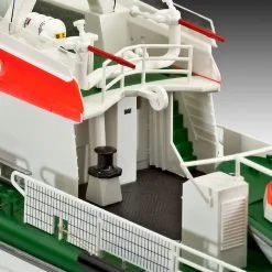 Revell 1/72 SAR 'Goodbye' DGzRS ‘Berlin’ (formally ‘Arkona’) And Westland Seaking Mk.41 Gift Set # 05683 -Aircraft Kits Sales rv5683 7