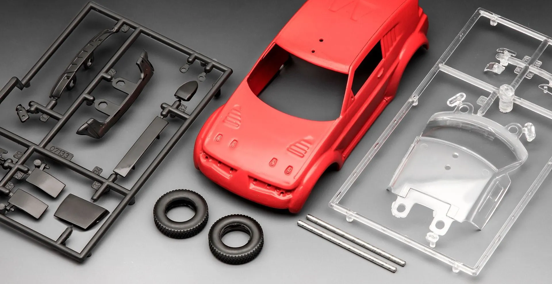 Revell 1/32 Mitsubishi Pajero Build & Play # 06401 6 Revell 1/32 Mitsubishi Pajero Build & Play # 06401 - Image 4