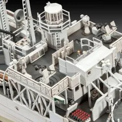 Revell 1/144 Flower Class Corvette HMCS SNOWBERRY # 05132 -Aircraft Kits Sales rvl05132pic5