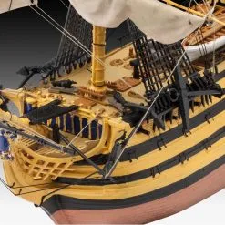 Revell 1/225 Gift Set "Battle Of Trafalgar" # 05767 11 Revell 1/225 Gift Set "Battle Of Trafalgar" # 05767 -Aircraft Kits Sales rvl05767pic2