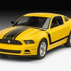 Revell 1/25 2013 Ford Mustang Boss 302 # 07652 -Aircraft Kits Sales rvl07652pic2
