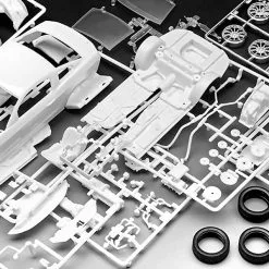 Revell 1/25 2013 Ford Mustang Boss 302 # 07652 -Aircraft Kits Sales rvl07652pic9