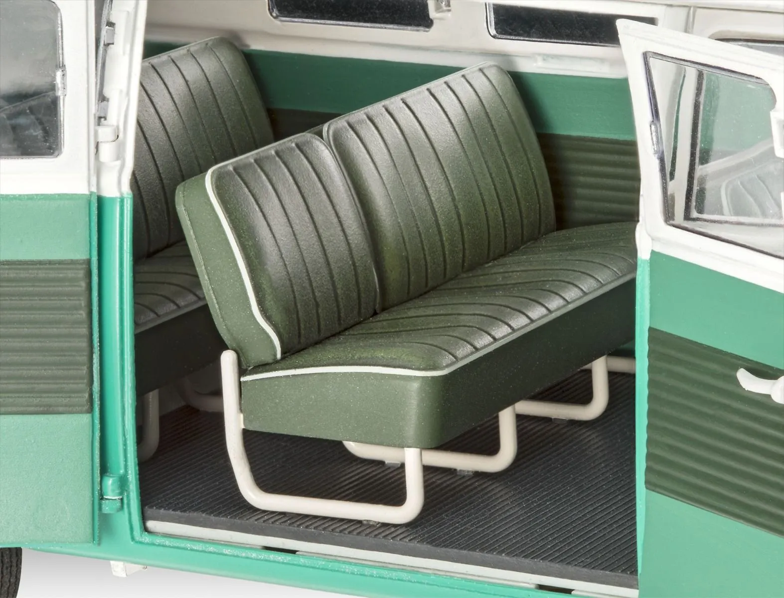 Revell 1/24 VW T1 Bus # 07675 7 Revell 1/24 VW T1 Bus # 07675 - Image 5