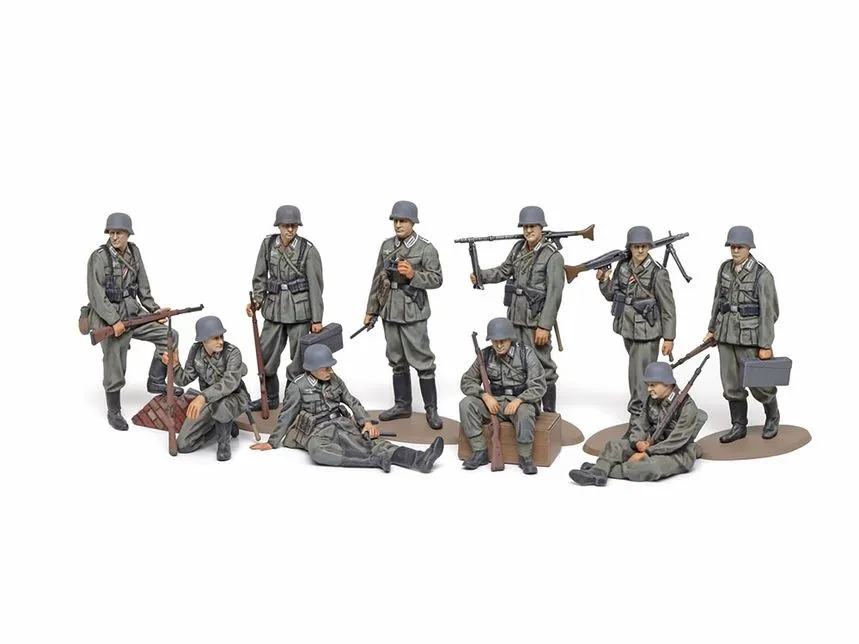 Tamiya 1/48 WWII Wehermacht Infantry Set # 32602 4 Tamiya 1/48 WWII Wehermacht Infantry Set # 32602 - Image 2