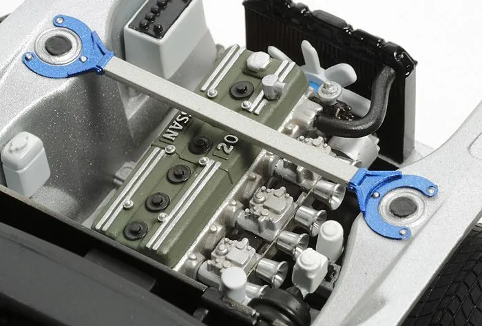 Tamiya 1/24 Nissan Skyline 2000 GT-R Street-Custom # 24335 - Plastic Model Kit 3 Tamiya 1/24 Nissan Skyline 2000 GT-R Street-Custom # 24335 - Plastic Model Kit