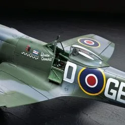 Tamiya 1/32 Supermarine Spitfire Mk.XVIe # 60321 - Plastic Model Kit -Aircraft Kits Sales tam60321pic3