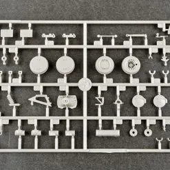 Trumpeter 1/35 Russian Zil-135 # 01073 -Aircraft Kits Sales trm01073 12