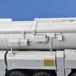 Trumpeter 1/35 15U175 TEL Of RS-12M1 Topol-M ICBM Complex # 01082 -Aircraft Kits Sales trm01082 42